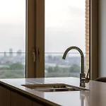 Lejlighed Nora - Elegant Seaview Escape With Balcony