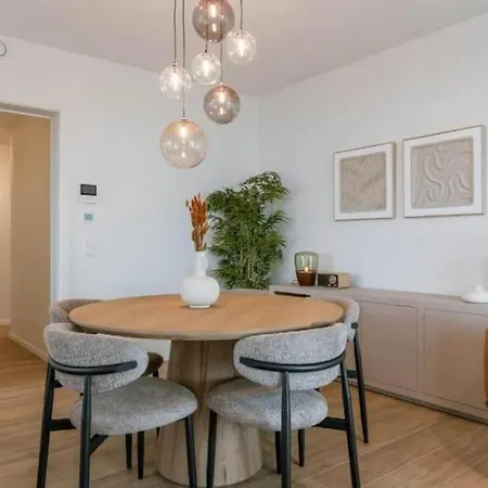 Apartment Nora - Elegant Seaview Escape With Balcony Ostend
