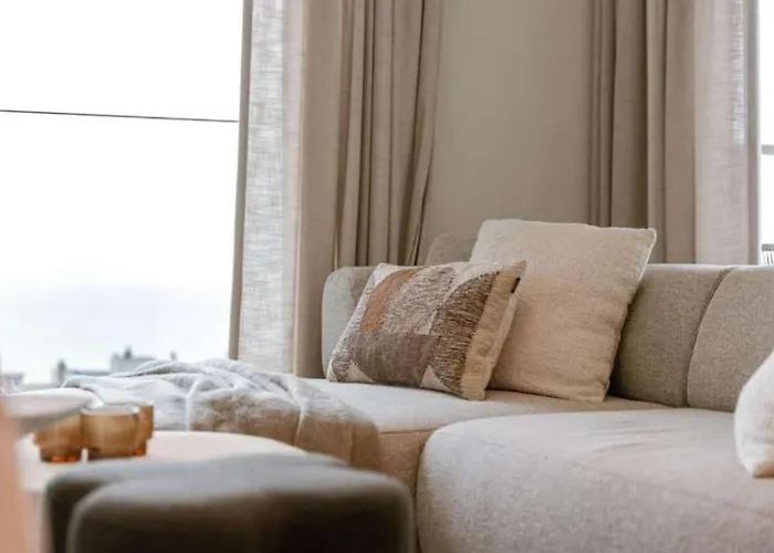 Apartment Nora - Elegant Seaview Escape With Balcony Ostend