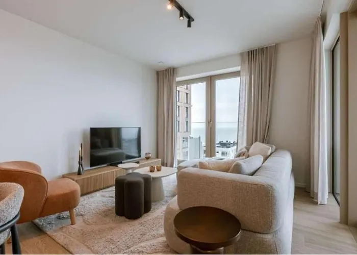 Nora - Elegant Seaview Escape With Balcony אוסטנדה