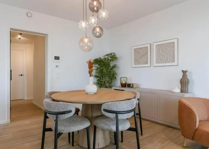 דירה Nora - Elegant Seaview Escape With Balcony אוסטנדה