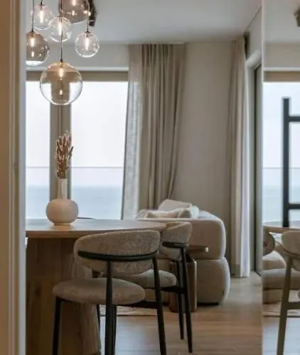 Apartment Nora - Elegant Seaview Escape With Balcony *