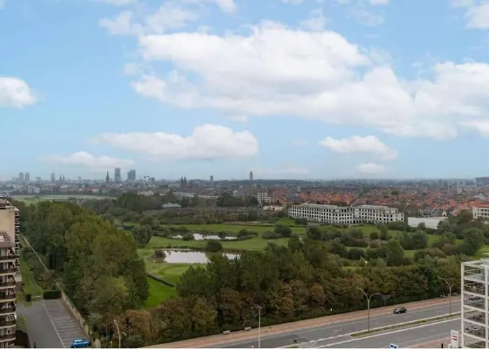 דירה Nora - Elegant Seaview Escape With Balcony אוסטנדה